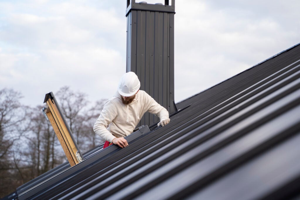 Commercial roofing contractor