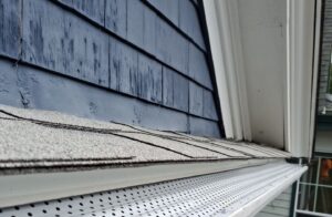 Can Roofing Leaks Damage Siding