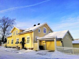 Preventing Ice Dams on Roofs